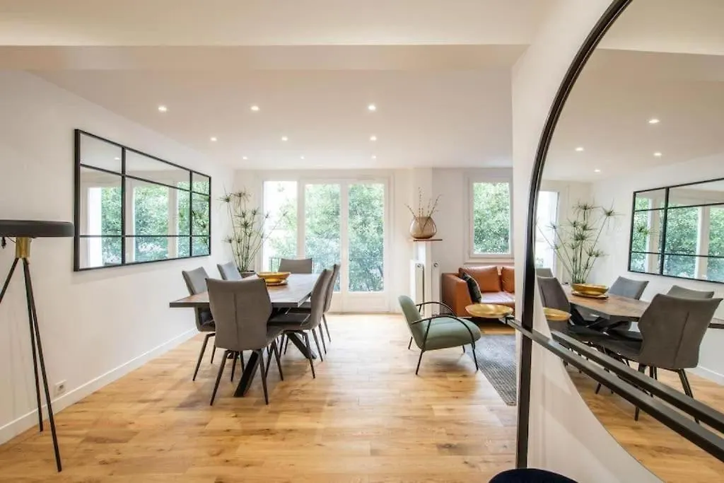 Magnifique Appartement Au Coeur Du 5Eme Arrondissement De Parijs